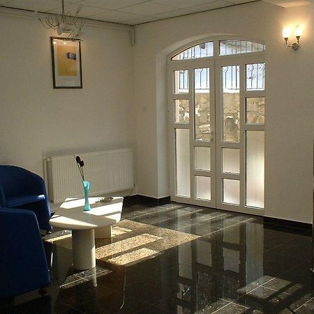 Guesthouse Stefi Rîşnov エクステリア 写真
