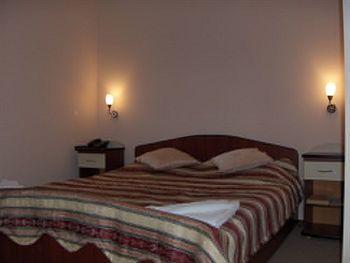 Guesthouse Stefi Rîşnov エクステリア 写真